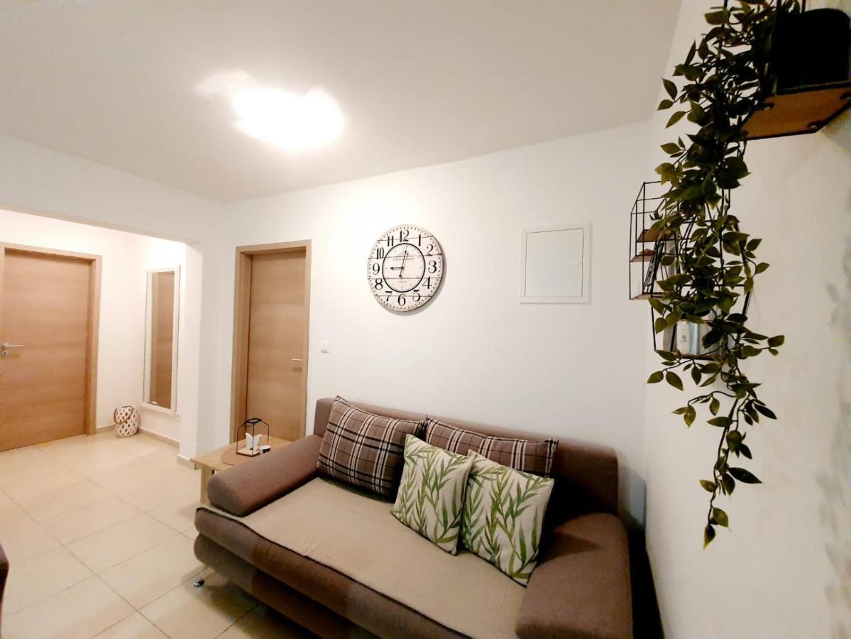 Apartmani Sara بيبينيا المظهر الخارجي الصورة