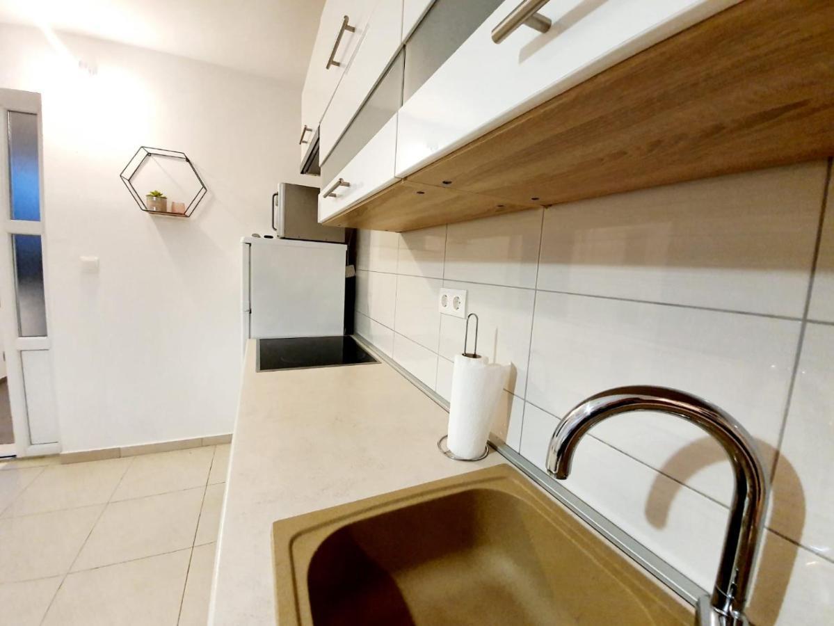 Apartmani Sara بيبينيا المظهر الخارجي الصورة