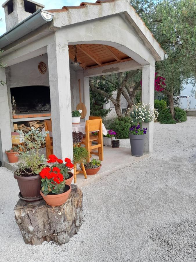 Apartmani Sara بيبينيا المظهر الخارجي الصورة